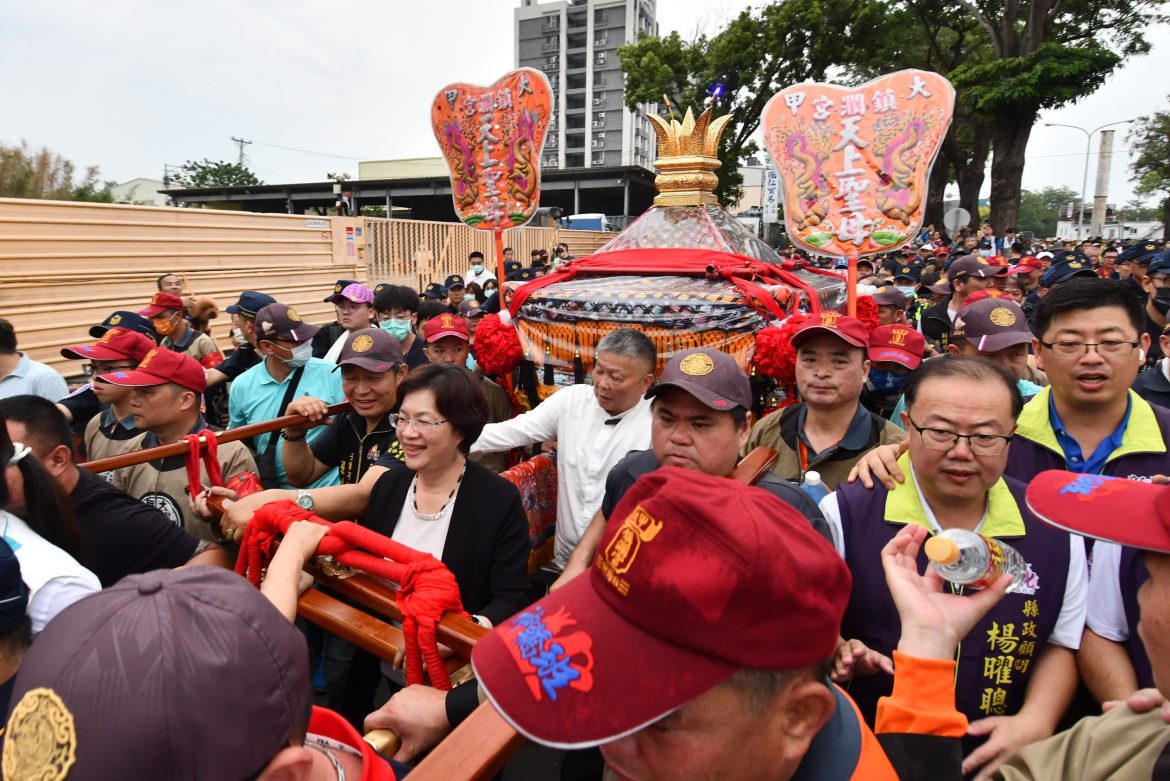 大甲媽抵達彰化 縣長王惠美接駕